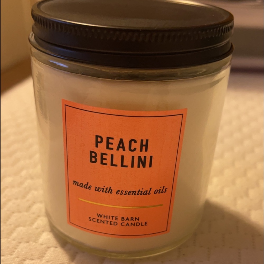 Peach Bellini White Barn Candle